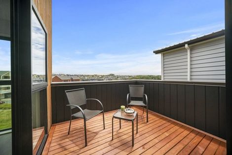 Photo of property in 10 Kiokio Street, Long Bay, Auckland, 0630