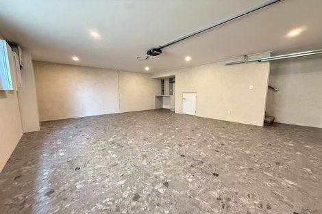 Photo of property in 86 Tiriwa Drive, Massey, Auckland, 0614