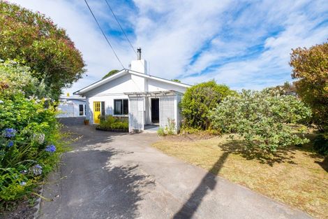 Photo of property in 2 O'connell Road, Bay View, Napier, 4104