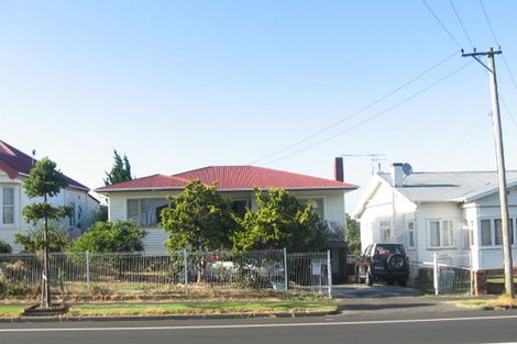 Photo of property in 199 Mount Smart Road, Onehunga, Auckland, 1061