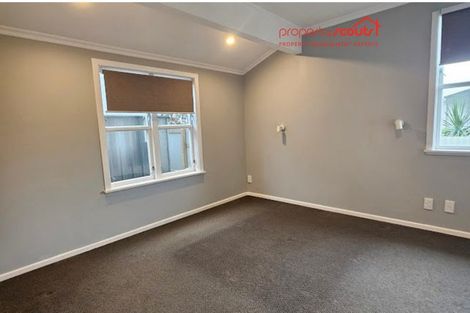Photo of property in 8 Rimu Street, Waikanae, 5036