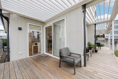 Photo of property in 63 Milford Road, Milford, Auckland, 0620
