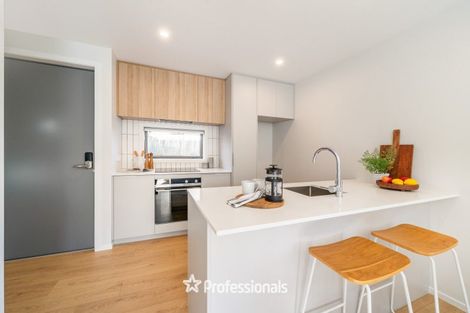Photo of property in 31-33 Chapman Crescent, Naenae, Lower Hutt, 5011