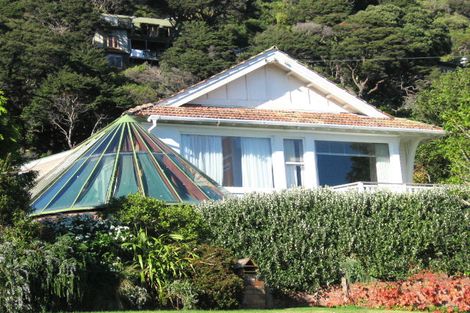 Photo of property in 24 Mahoe Street, Eastbourne, Lower Hutt, 5013