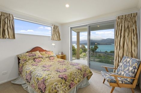 Photo of property in 2 Athol Place, Diamond Harbour, 8971