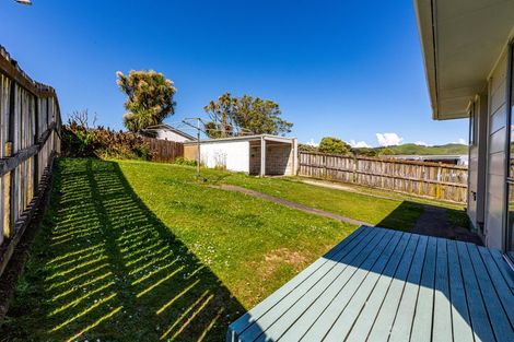 Photo of property in 18 Stipulate Place, Ascot Park, Porirua, 5024
