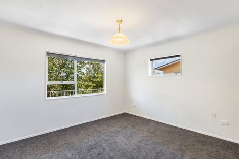 Photo of property in 28a Marchant Place, Westown, New Plymouth, 4310
