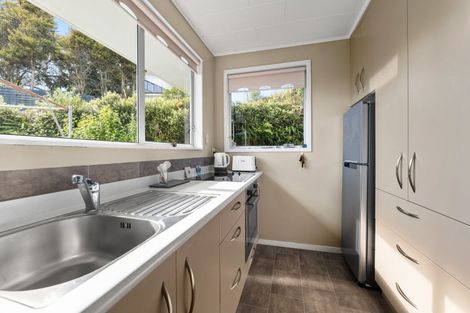 Photo of property in 3a Rossiter Crescent, Lynmouth, New Plymouth, 4310