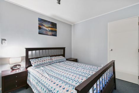 Photo of property in 44b Woodside Road, Massey, Auckland, 0614