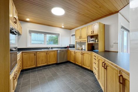 Photo of property in 7 Gavaskar Place, Khandallah, Wellington, 6035