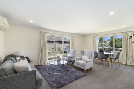 Photo of property in 19 Famille Close, Yaldhurst, Christchurch, 8042