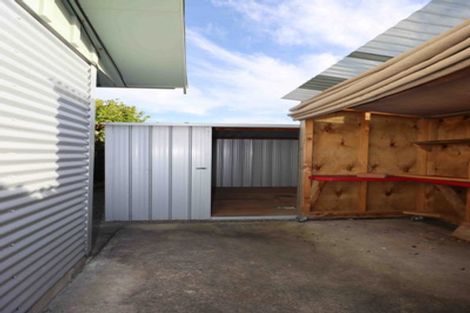 Photo of property in 2 Meadowvale Drive, Levin, 5510