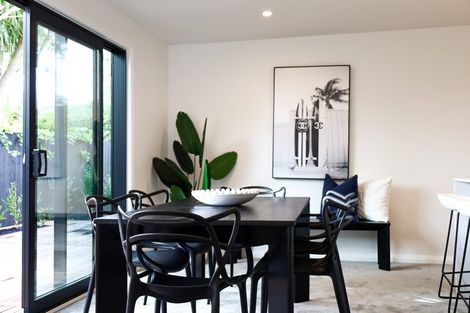 Photo of property in 9 Samuel Place, Terrace End, Palmerston North, 4410