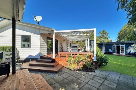 Photo of property in 1/11 Gibbs Place, Kinloch, Taupo, 3377