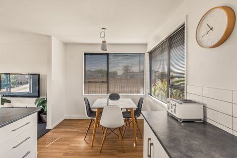 Photo of property in 11 Cowes Street, Avondale, Christchurch, 8061