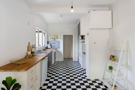 Photo of property in 4 Hokio Road, Hokio Beach, Levin, 5571