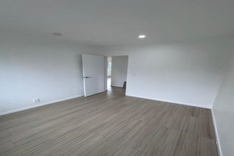 Photo of property in 287 Glengarry Road, Glen Eden, Auckland, 0602