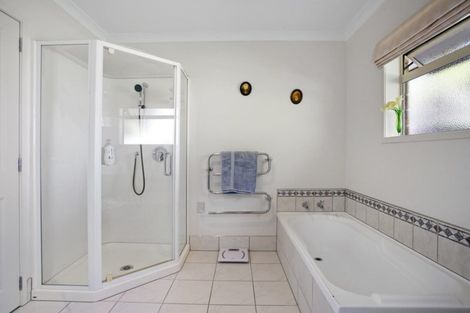 Photo of property in 17 Belmont Rise, Katikati, 3129