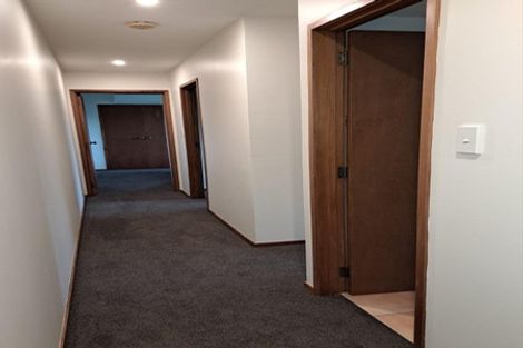 Photo of property in 20-22 Austin Road, Greenhithe, Auckland, 0632