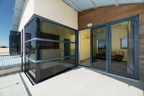 Photo of property in 295 Oceanbeach Road, Mount Maunganui, 3116