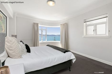Photo of property in Anscombe Apartments, 212 Oriental Parade, Oriental Bay, Wellington, 6011
