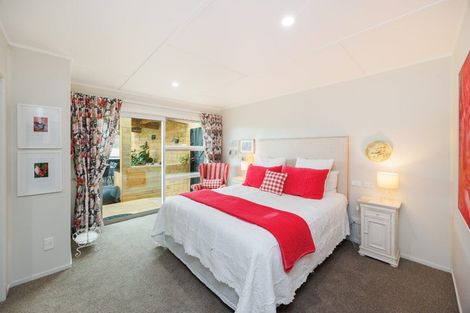 Photo of property in 165 Albert Road, Tokomaru, Palmerston North, 4474