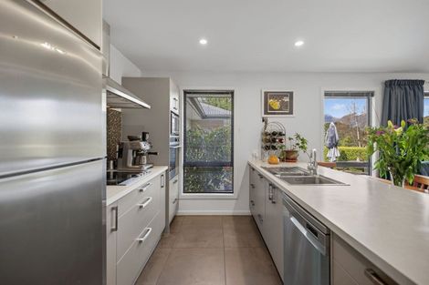 Photo of property in 10 Cove Lane, Mount Creighton, Queenstown, 9371