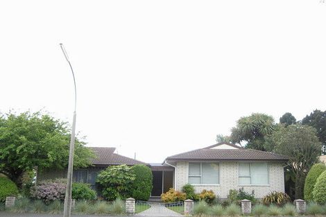 Photo of property in 15 Mulberry Place, Redwood, Christchurch, 8051