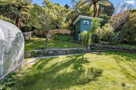 Photo of property in 19 Onehuka Road, Tirohanga, Lower Hutt, 5010