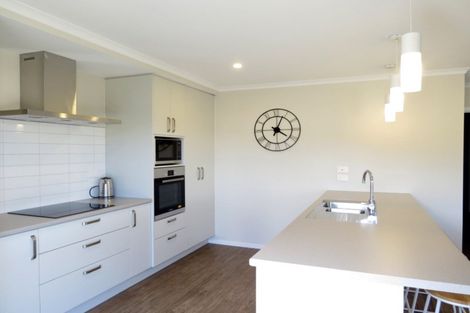 Photo of property in 64 Golden Shore Place, Coromandel, 3506