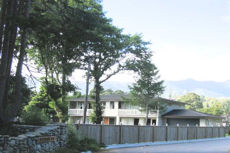 Photo of property in 26 Beechwood Lane, Te Marua, Upper Hutt, 5018