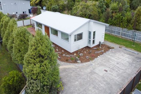Photo of property in 7a Watino Place, Pohara, Takaka, 7183