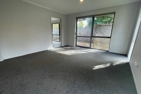 Photo of property in 7 South Street, Papakura, 2110