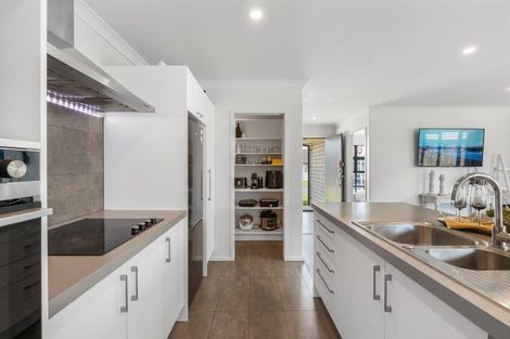 Photo of property in 4 Matawai Puna Drive, Pukekohe, 2120