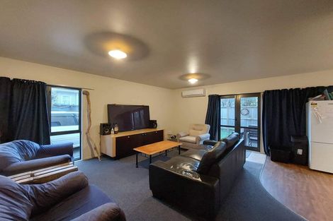Photo of property in 122 Elizabeth Street, Riccarton, Christchurch, 8041