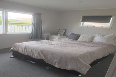Photo of property in 10 Valley Road, Waiuku, 2123