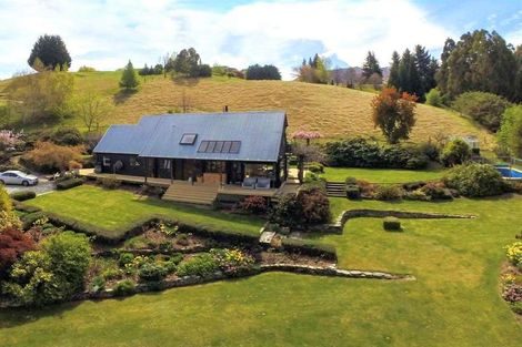 Photo of property in 58 Mountain View Road, Dalefield, Queenstown, 9371