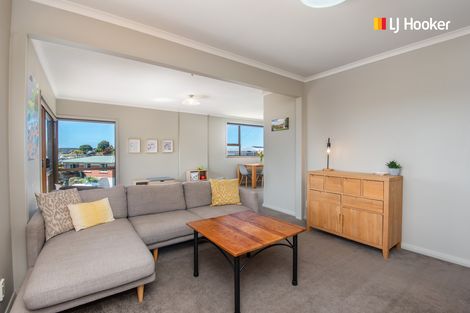 Photo of property in 100 Easther Crescent, Kew, Dunedin, 9012