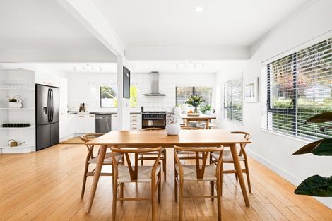 Photo of property in 42 Busby Hill, Havelock North, 4130