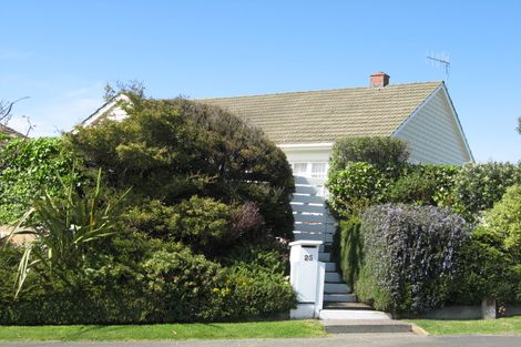 Photo of property in 25 Purnell Street, College Estate, Whanganui, 4500