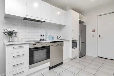 Photo of property in The Grand Apartments, 2b/4 Kell Drive, Albany, Auckland, 0632