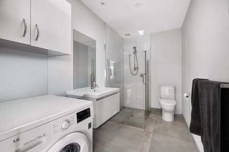 Photo of property in 17 Cumberland Road, Lower Shotover, Queenstown, 9304
