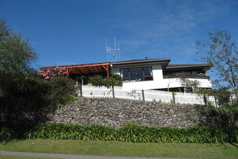 Photo of property in 4 Osprey Drive, Welcome Bay, Tauranga, 3112