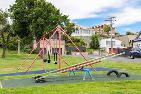 Photo of property in 5 Preston Crescent, Belleknowes, Dunedin, 9011