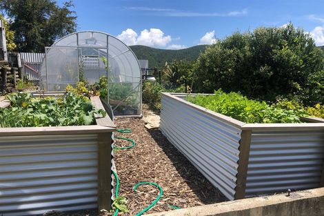 Photo of property in 4 Finlay Grove, Waikawa, Picton, 7220