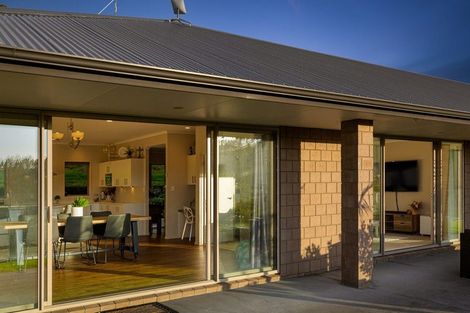 Photo of property in 92 Taiapa Valley Road, Muriwai, Waimauku, 0881