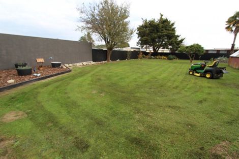 Photo of property in 1 Halls Road, Pahiatua, 4910