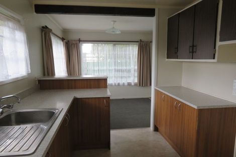 Photo of property in 15 Beihlers Road, Weymouth, Auckland, 2103