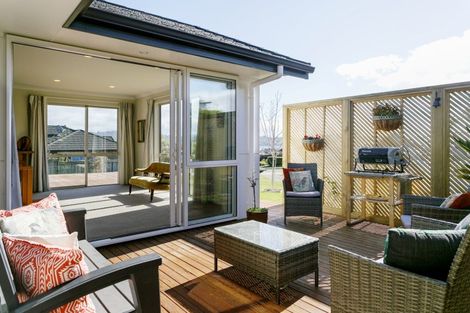 Photo of property in 10 Loloma Way, Wharewaka, Taupo, 3330