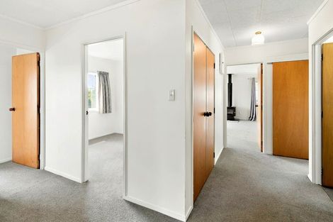 Photo of property in 34 Raumati Crescent, Onerahi, Whangarei, 0110
